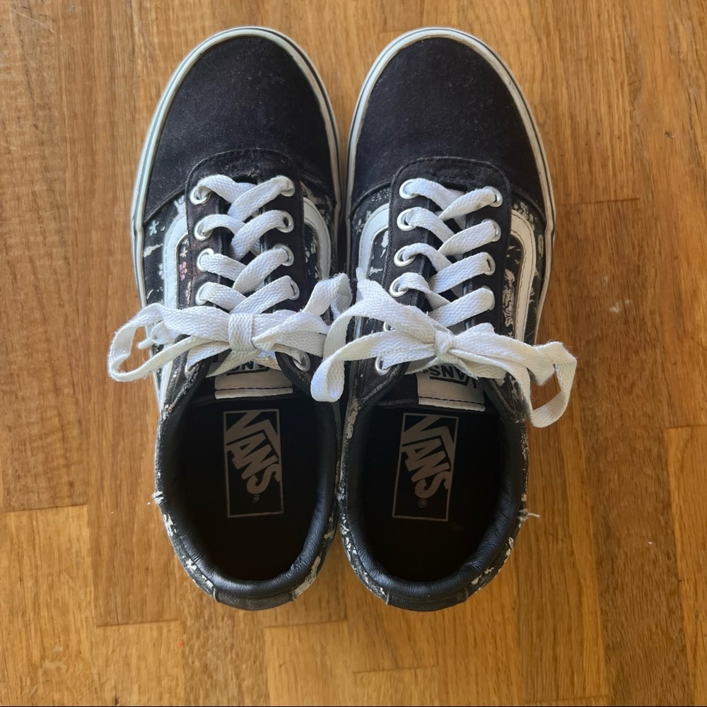 Black Women’s Vans